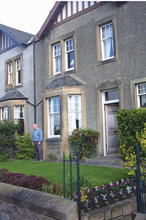 Edinburgh Alec's House 